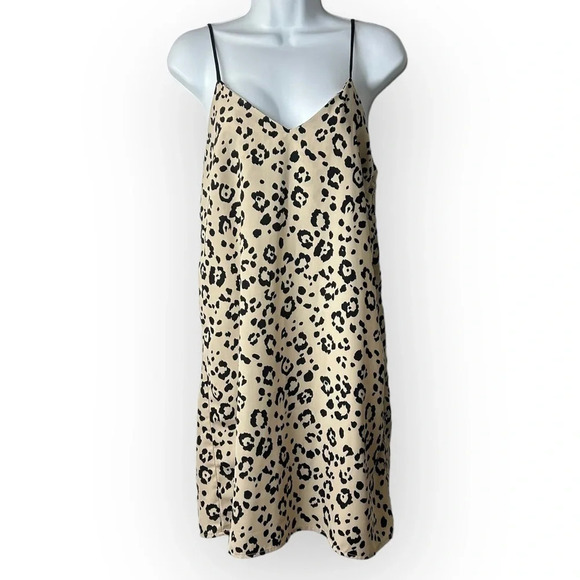Monteau Leopard Print V  Neck Mini Dress - Picture 1 of 6